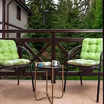 My Favorite Place: Lakes Retreat *